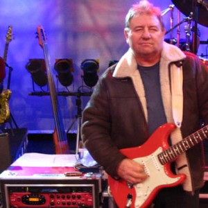 Greg Lake talks about working with King Crimson and Emerson, Lake ...